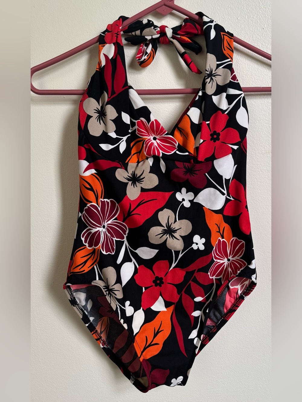 Miraclesuit underwire tropical flowers one piece halter swimsuit, size 8